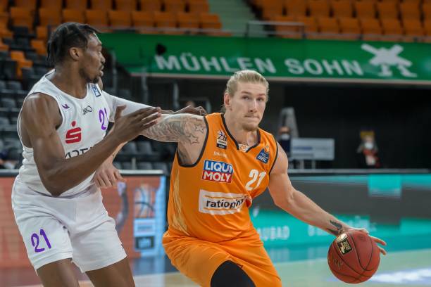 文章自然融 文章自然融